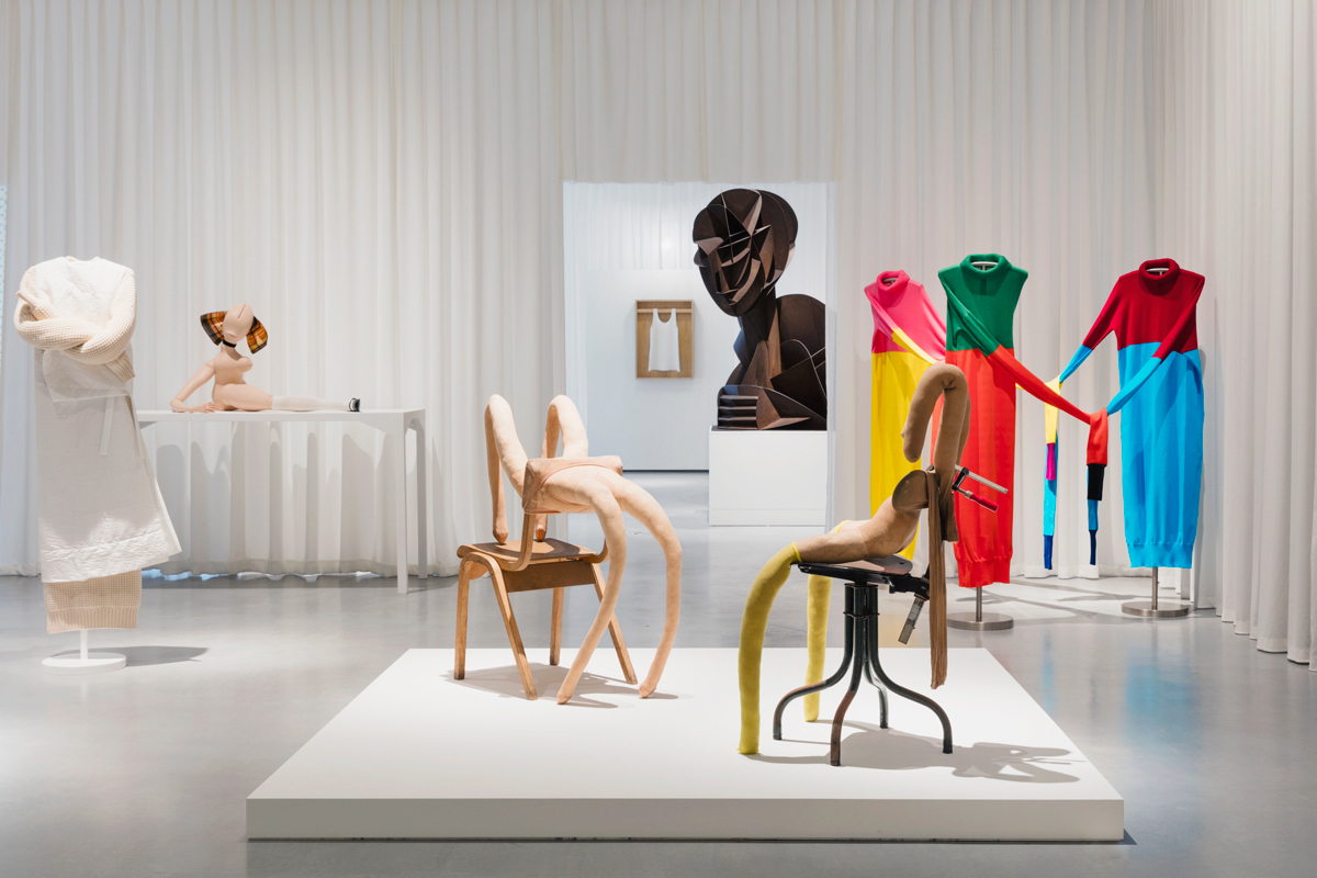 นิทรรศการศิลป์ Exhibition